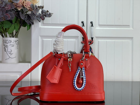 Alma BB Bag