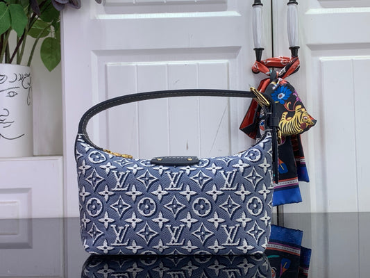 Pochette Hills Pouch