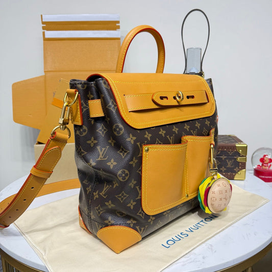 LV Steamer 30 Bag
