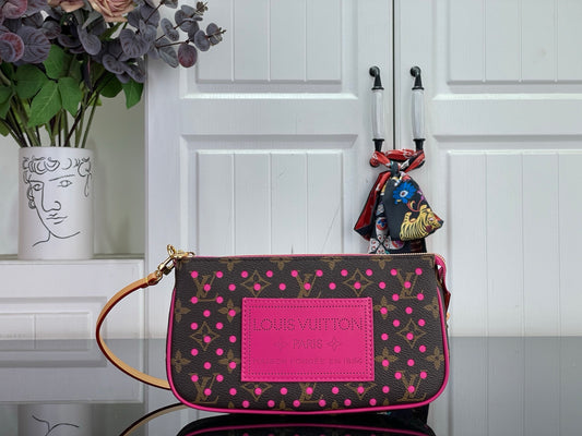 Pochette Accessoires Bag