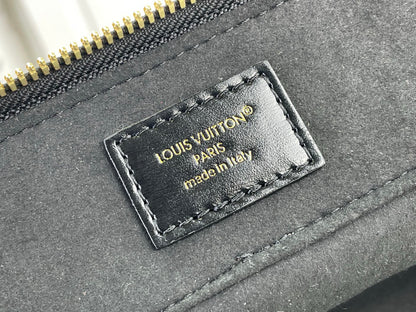 Vanity Pouch Trunk
