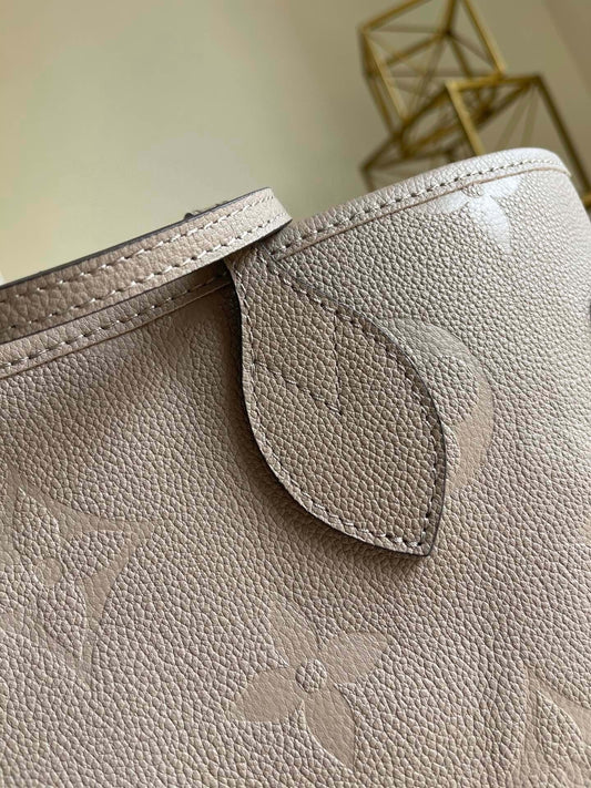 Neverfull MM Tote Bag