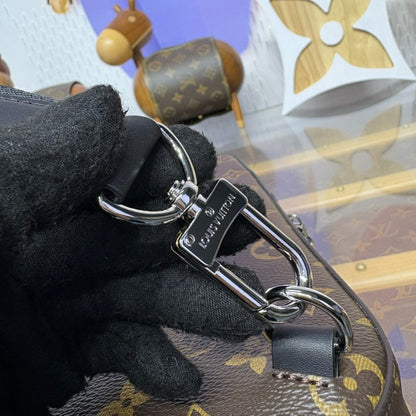LV Avenue NM Sling Bag