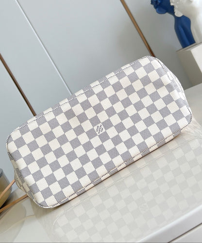 Neverfull MM Tote Bag