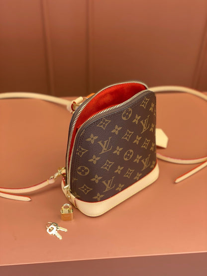 Alma Backpack