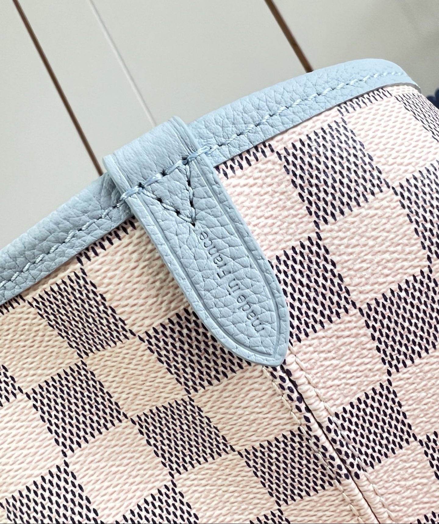Neverfull Inside Out MM Bag