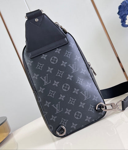 LV Avenue PM Slingbag
