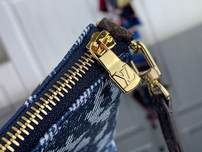 Multipass Mini Bag