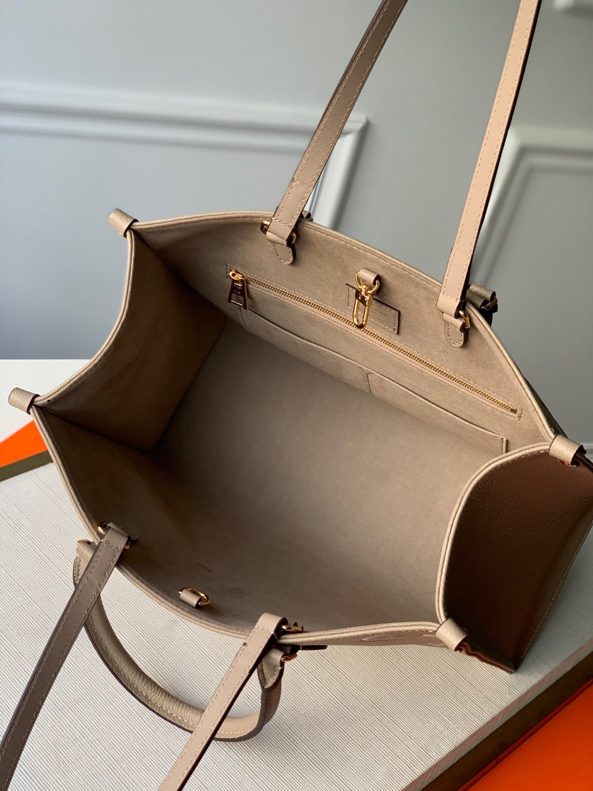 OnTheGo MM Bag