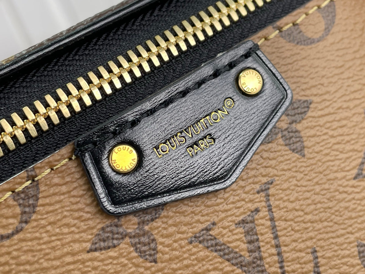 Vanity Pouch Trunk