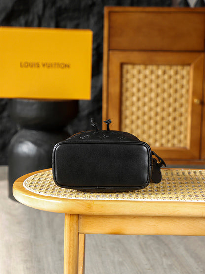 LV Coussin Bucket Bag