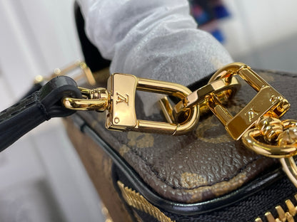 Vanity Pouch Trunk