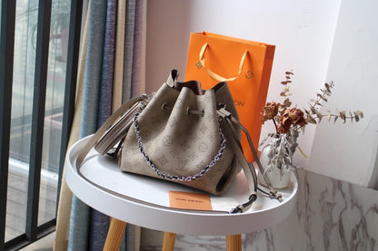 Bella Tote Bag