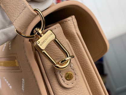 LV Pochette Metis MM Bag