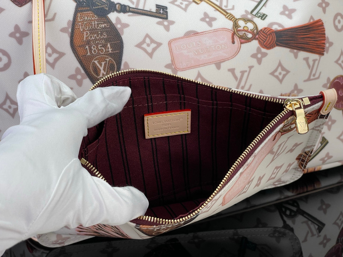Neverfull Inside Out GM Bag