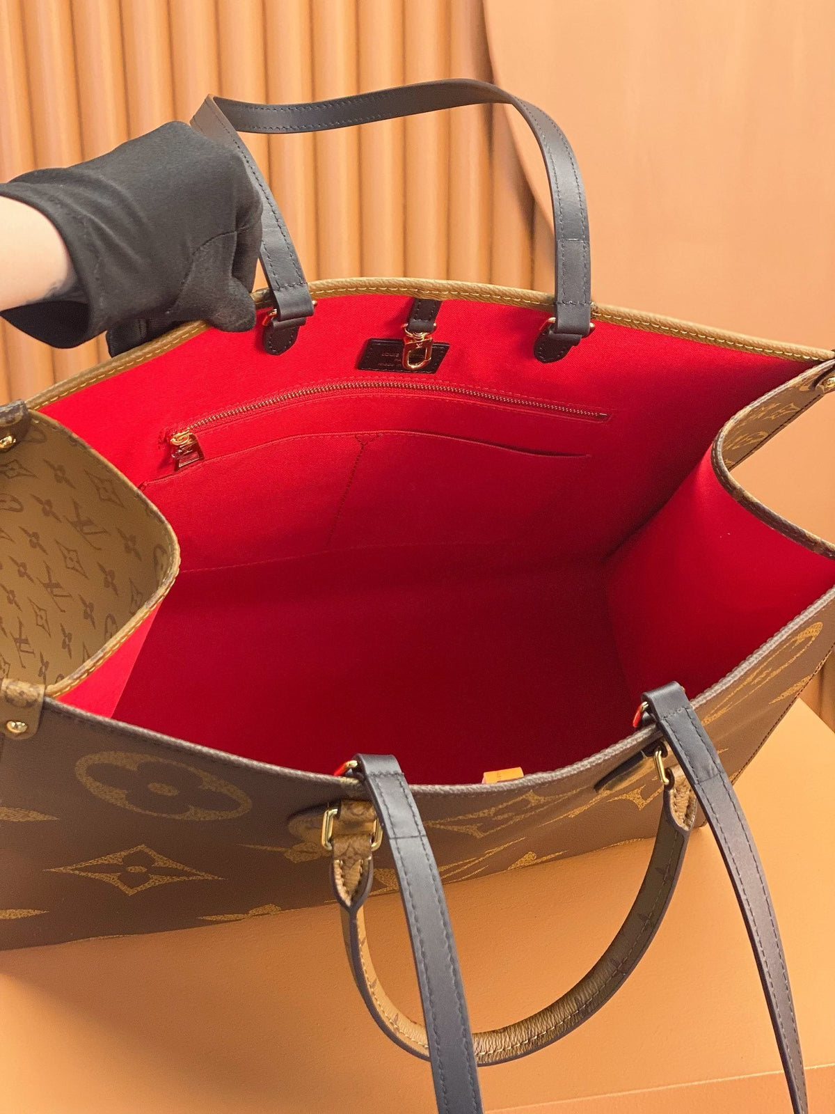 OnTheGo GM Bag