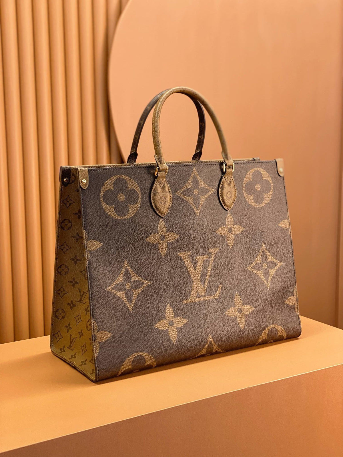 OnTheGo GM Bag