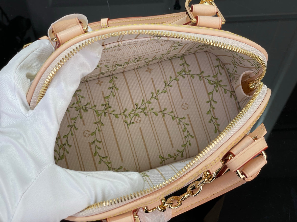 Alma BB Bag