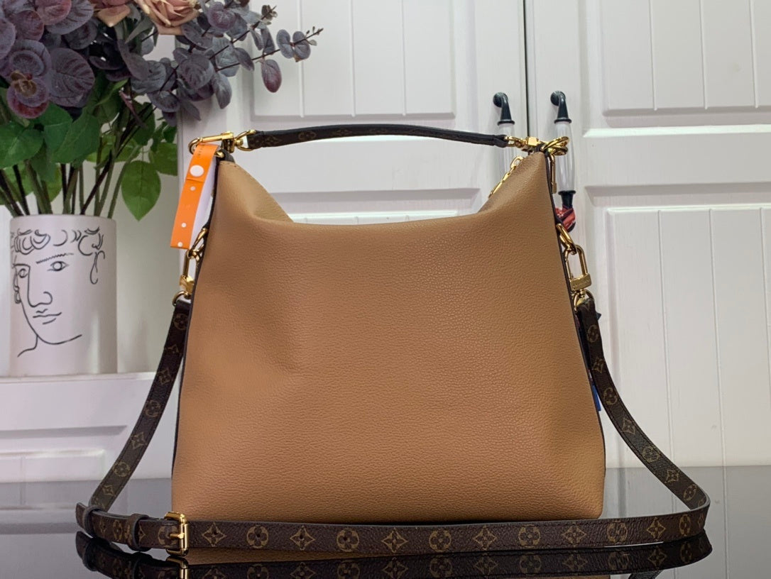 Multipass Bag