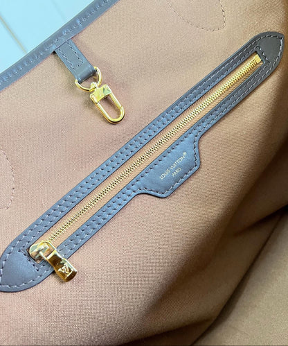 Neverfull MM Tote Bag