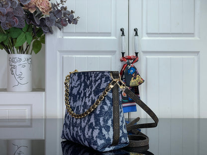 Multipass Mini Bag