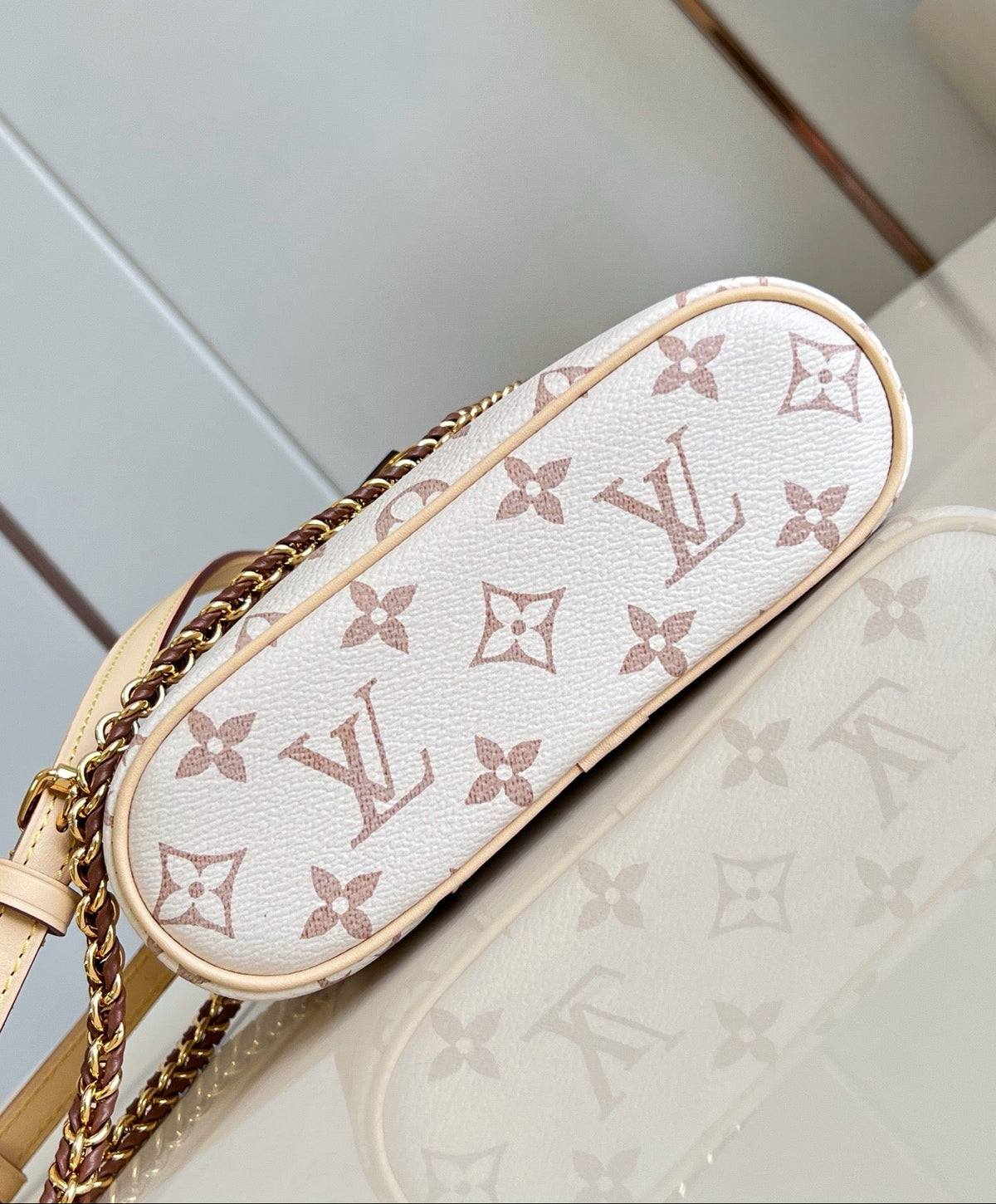 Vanity Chain Pouch