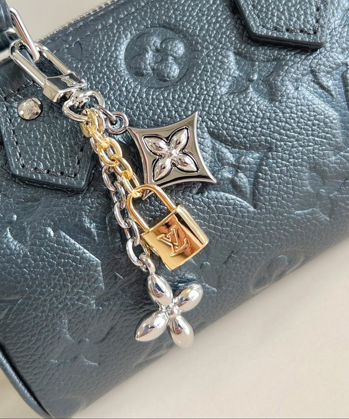 Nano Speedy Bag