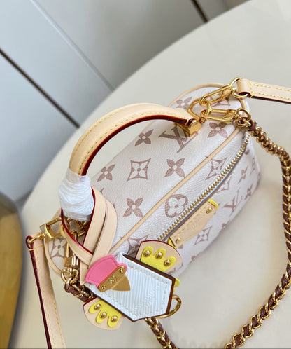 Vanity Chain Pouch
