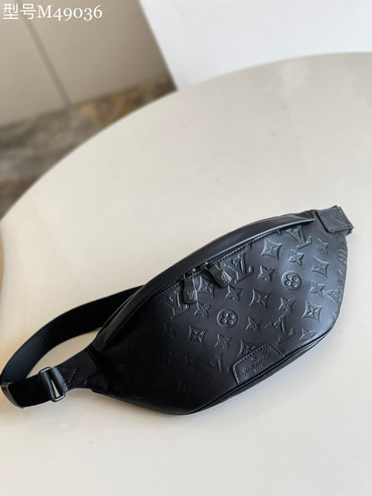LV Discovery PM Bumbag