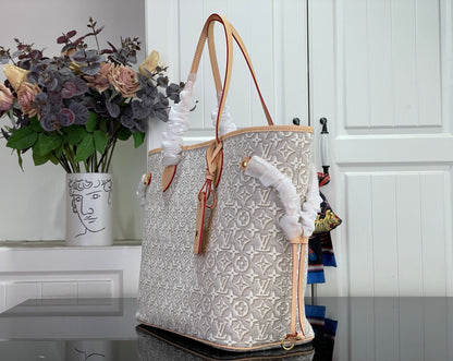 Neverfull MM Tote Bag