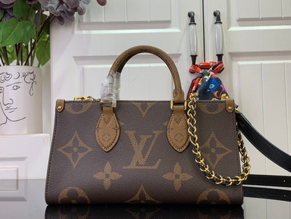 OnTheGo East West Bag