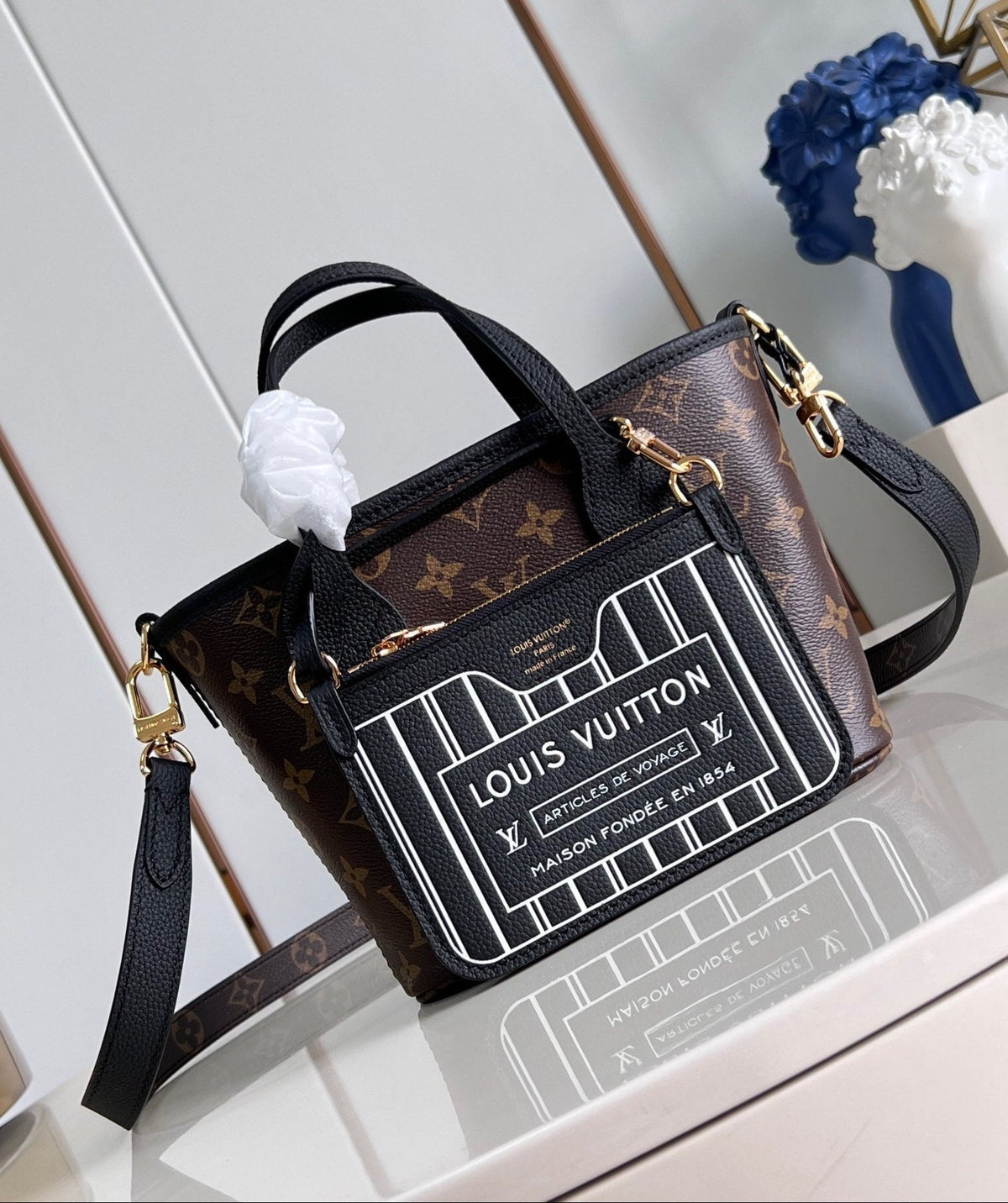 Neverfull Bandoulière Inside Out BB Bag